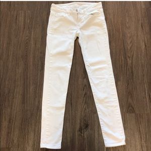 American Eagle White Skinny Jeans